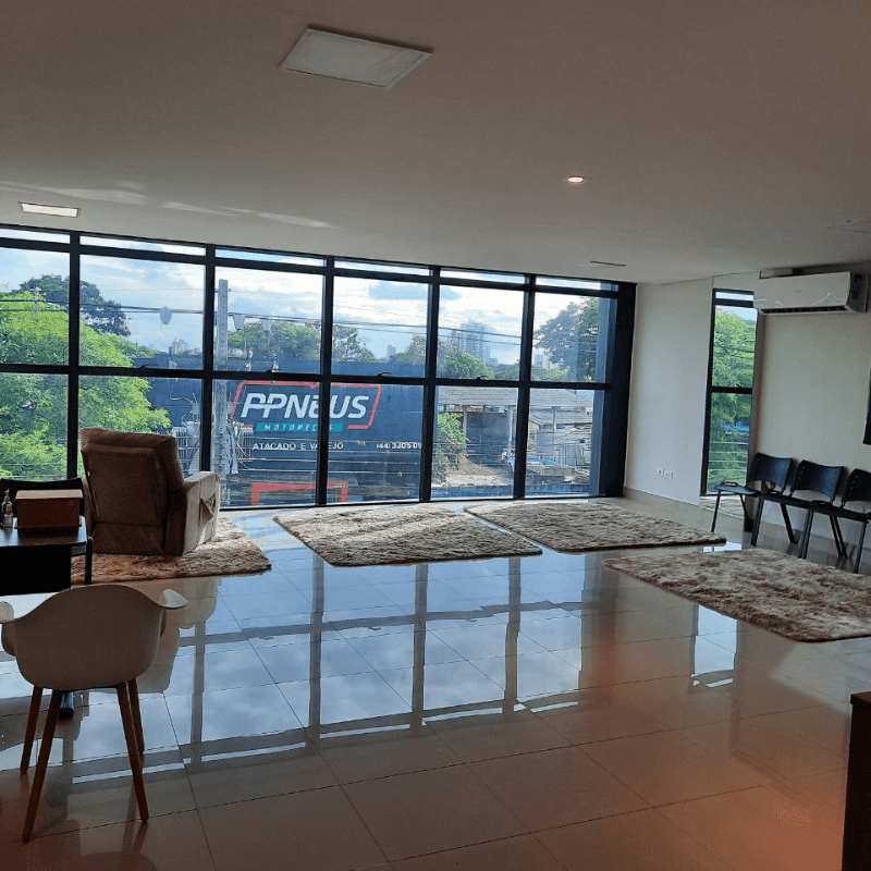 Sala de atendimento presencial do Honre Instituto em Maringá-PR